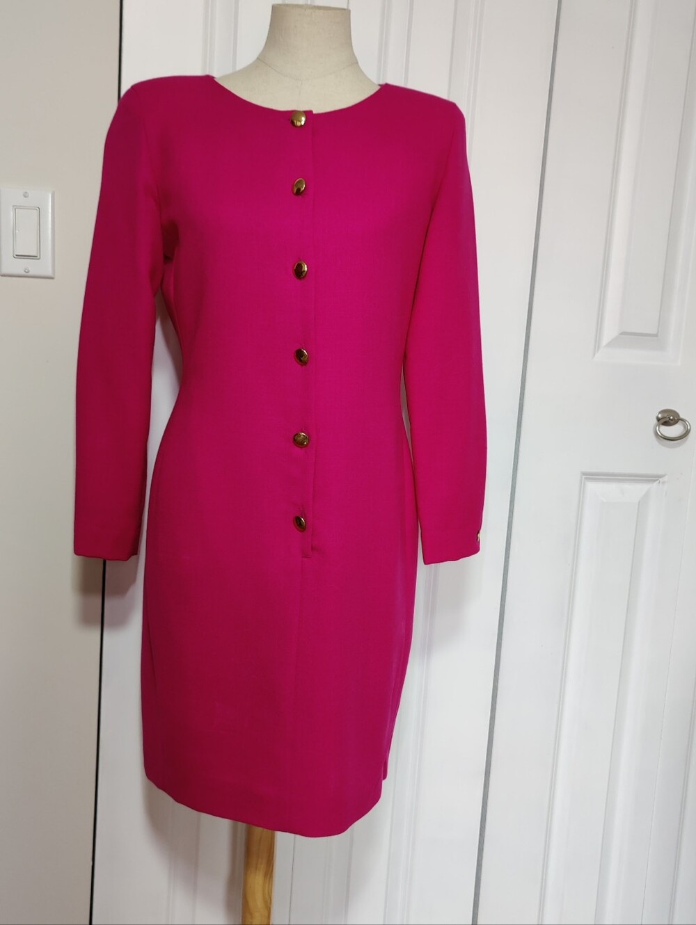 Vintage Anne Klein Fuchsia Pink Wool & Silk Dress - Gold Button P6